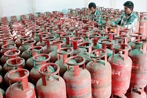 LPG rate hiked by steep Rs 86 to Rs 737.50