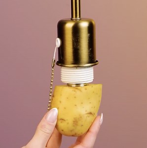 12K views | Meisterhafte HACKEN, mit denen man alles im Handumdrehen reparieren kann! | Holzzauber | Facebook