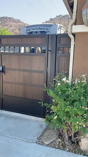 Custom RV Gate Installation by Roger Hanley Fencing | Welder Gates