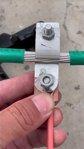 How to Connect Main Power Cables Safely Using Bimetal Connectors