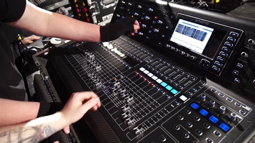 Interested in being a part of the teams that make stage shows happen? ✨ Our Level 3 Technical Theatre vocational course covers all aspects of backstage production. From Stage Management to prop designing, there's something for you!  Head over to our website to secure your spot with us today. | Stratford-upon-Avon College | Facebook