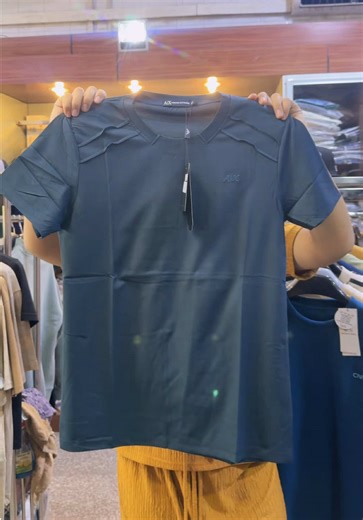 AX Tshirt အသားကောင်း Design ကို စူးစိုက်ပါ