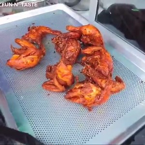 50K views · 726 reactions | Terliuq tengok Nasi Kalut Jitra Mai! Nak tau kelia ka tak kelia hampa semua kena mai cuba sendiri la 襤 Dekat ja kalau hampa takut jem ka susah nak parking ka hampa guna la KTM Komuter turun dekat stesen Padang Jawa lepas tu hampa ambil teksi atau e hailing senang ja kan? Muhong la kalau hampa semua tak teringin | KTM Berhad | Facebook