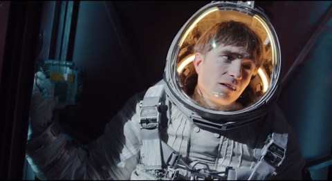 Mickey 17: Feeling A Little Dizzy