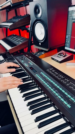 Nicolas Melis on Instagram: "Bringing back the 80s with the iconic electric piano from Yamaha DX7 Part 26!🎹✨ #yamahasynth #yamahasynths #yamahadx7 #dx7 #electricpiano #80s #journeyband #pianointro #synth #synthesizer #vintagesynth #vintagesynthesizer #synthpop #synthfam #synthlove #pianocover #80smusic #fmsynthesizer #fmsynth #fmsynthesis"