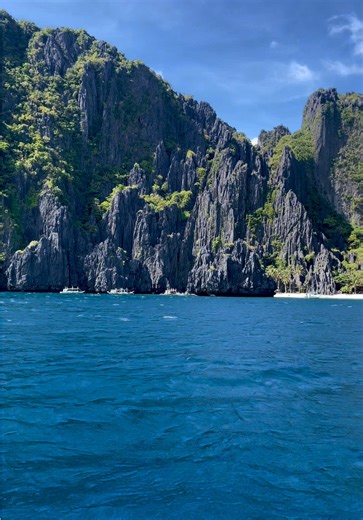 Explore Stunning Summer Beaches in the Philippines