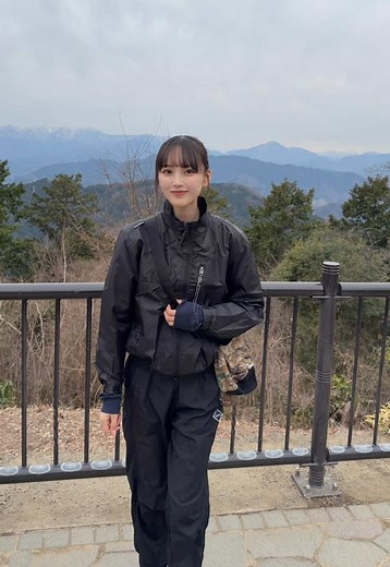高尾山で気まずい瞬間のアーティスティックスイミング