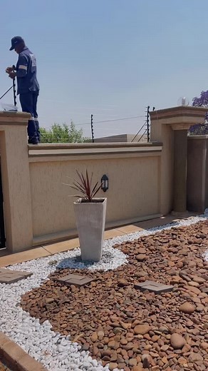 Electric Fence installation 0769012400