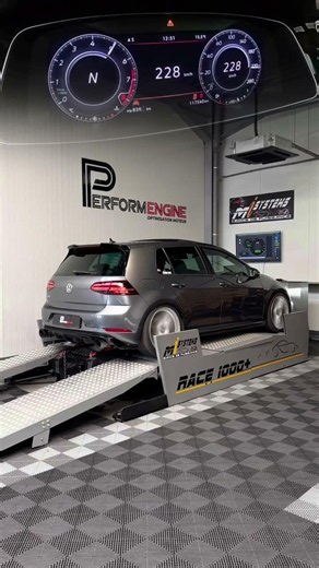 Volkswagen Golf 7.5 GTI 2.0 TSI en stage 1