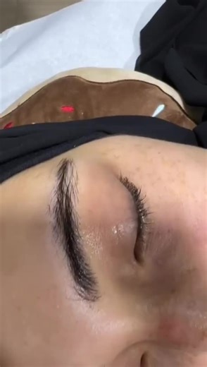 Exploring Nanoblading Techniques for PMU Artists