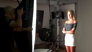 Inverse Square Law of Light Explained In a Simple Visual Way | Fstoppers