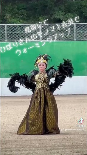 ショーの前のウォーミングアップ #ものまね #坂本冬休み