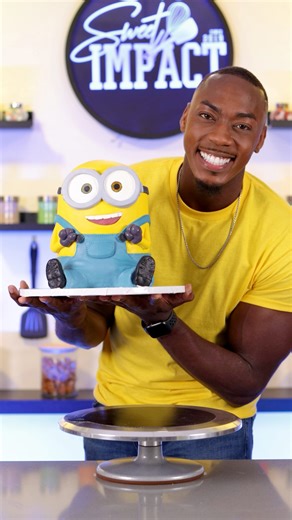 It's a Minon cake! This is a character I've wanted to make for a while and I'm proud of how it came out. These type of cakes are so difficult because of how many steps are involved: carving the cake, modeling, sculpting, and painting. Which character should be next?#cakedecorating #cake #minion | The Sweet Impact