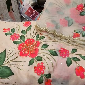 4.7K views · 233 reactions | Rs 3500/- only Pure Crape | Naveen Stores | Facebook