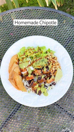 Making Chipotle at home #chipotle #homecook #plantbased #easyrecipes #burritobowl
