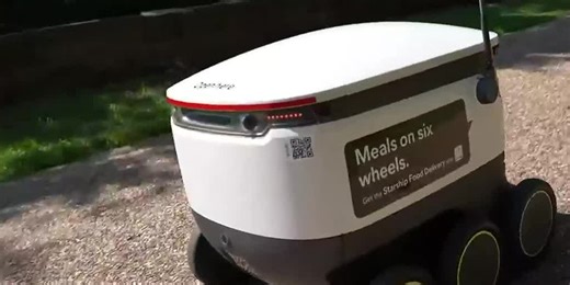 The University of New Orleans introduces new robot food delivery technology