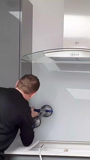 Splashback Installation | Express Glass Warehouse | The Splashbacks Co