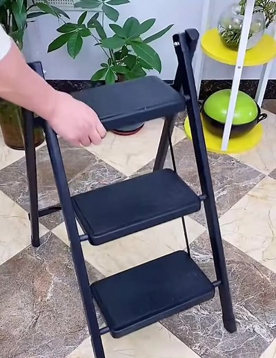 Portable Home Ladder mini 3 step stool nonslip lightweight foldable ladder #ladder #foldableladder #portableladder #homeladder #lightweightladder