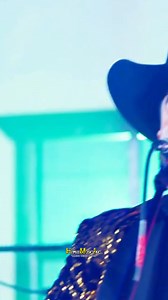 129K views · 1.9K reactions | De señas tienes... #HYPHYMUSICINC #MakingThingsHappen #RegionalMexicano #music #Estreno #reel #viral #parati | Hyphy Music, Inc | Facebook