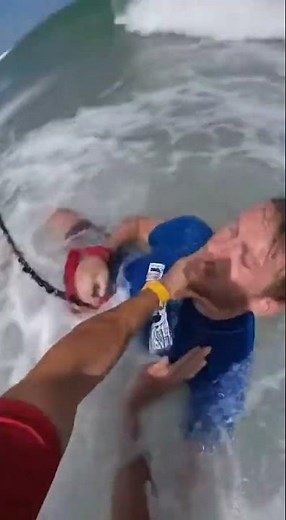 Daring Lifeguard Ocean Rescue!