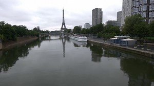 River Seine fails water quality tests two days before the triathlon
