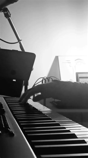 Street Life Piano solo (Joe Sample)