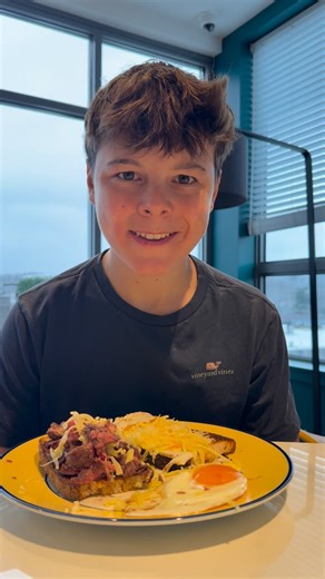 The Raw Milk Kid on Instagram: "Breakfast for champions 🥩"