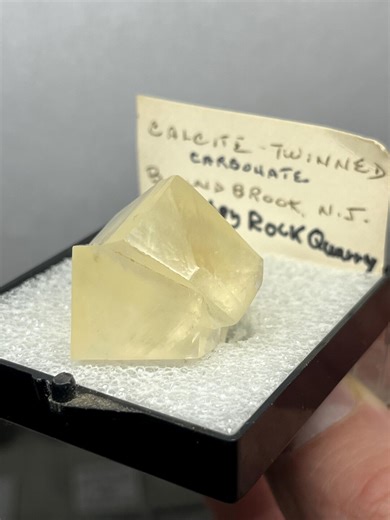 New Jersey Golden Calcite Twin, Chimney Rock Quarry, Bound Brook, NJ, United States - Etsy