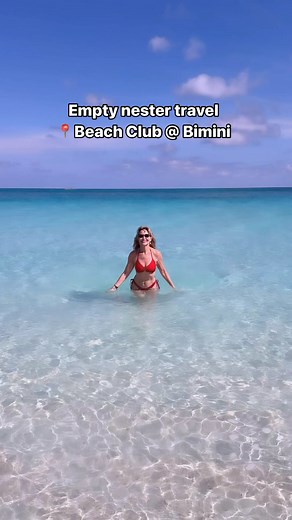 We spent a few hours at The Beach Club at Bimini, included in our sponsored voyage with @VirginVoyages. After debarking, we hopped on a trolley and, after a short ride, found ourselves in paradise.Many people asked if it was all a big party. Well, yes and no. We arrived early because I had an excursion later, including snorkeling in a shipwreck and swimming with sharks (both featured in previous reels), and I'm glad it worked out that way.As you can see from this reel, the club wasn’t crowded. T