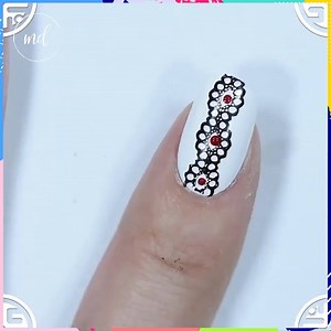 142K views · 464 shares | Learn the art of stamping designs to create classically beautiful manicure.  By: Yagala | MetDaan Nails | Facebook