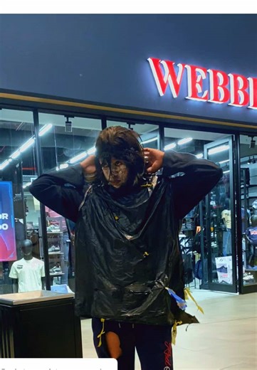 Exploring Relationships and Pranks at Sosh Mall