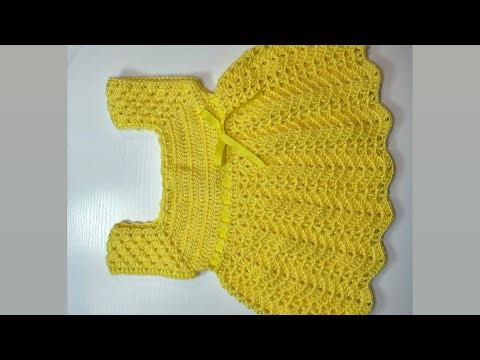 Crocheted girl's dress 💛 Super easy and quick to make. #crochet #mauracrochet #