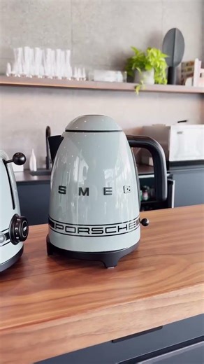 Porsche + Smeg = Kitchen Goals 🤩
