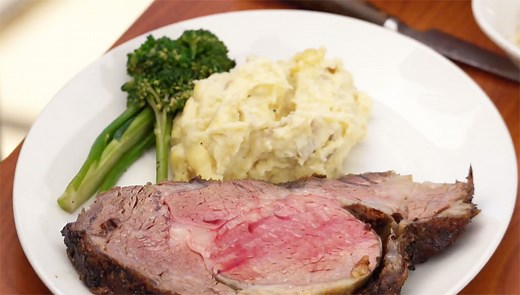 Duke Waikiki's Famous Prime Rib Recipe - Where Hawaii Eats - Ep #1 | Recipe | Dining Out