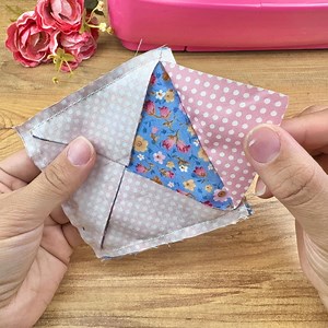 How is the patchwork square opening technique done ? #patchworklovers #easypatchwork #sewing | Knitting Hobby