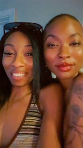 Kaia J. 🧸 on Instagram: "@thehitradar was right — a party hit is here! 🪩 Featuring @euniqu.e who definitely gets it from her mama 🤭✨ Keep streaming “TLK 2 ME” 💽💕 #fyp #baddies #partymusic #upcomingartist #newmusic"