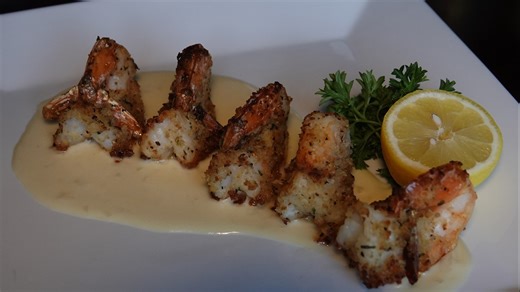 'It's authentic food': 3rd & Cherry opens in downtown Macon