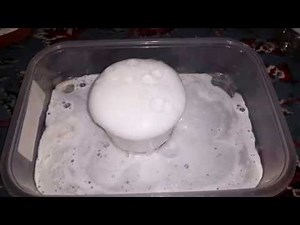 Vinegar, Baking Soda, and Dish Soap Experiment