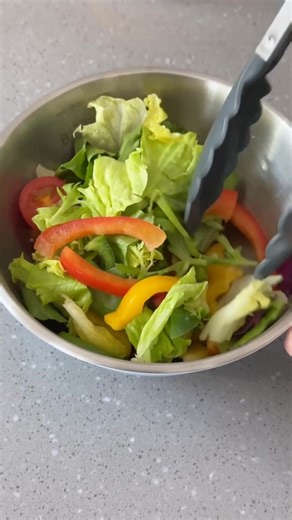 Durable bowls for mixing, baking, and everyday kitchen prep—easy to clean and store. 🔍 Find it at https://temu.to/m/gpok0i9g45j or with this code fdn7388. #temu #kitchenessentials | Temu