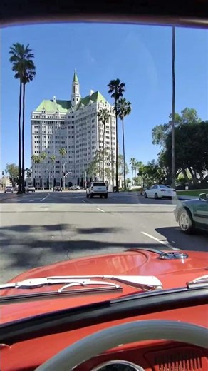 DRIVING LOWERED VW BUG IN LONG BEACH 🌴 #vwbug #vwbeetle #carcruise #POVDRIVING #raybanmeta