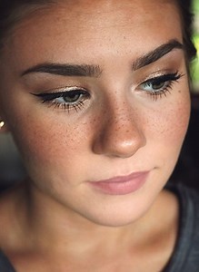 How to Make Fake Freckles Look Real | Sand Sun & Messy Buns