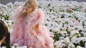 BLACKPINKロゼ 『On The Ground』M/Vメイキングフィルム公開 | K-POP 韓流ドラマ