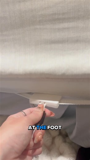 Loose sheets? Not anymore 😏 Here’s how to use Bed Scrunchie & get that 5-star hotel fit 🛏️🙌 Link in bio! #bedscrunchie #sleepupgrade #bedhack #fyp #tiktokmademebuyit | Bed Scrunchie