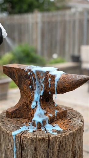 Anvil deep rust cleaning in seconds