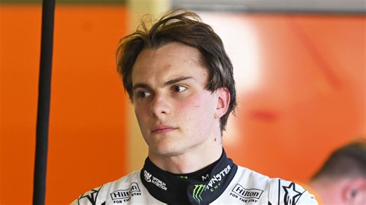 Piastri gives team silent treatment after qualifying nightmare