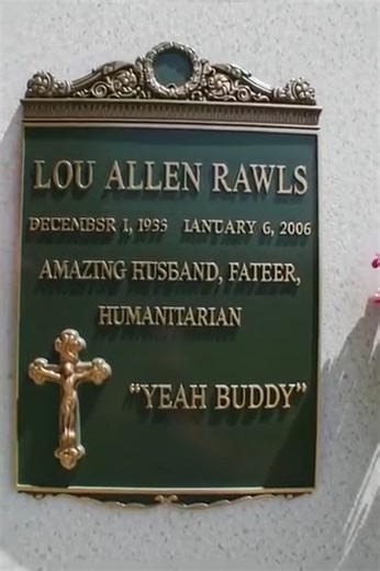 The final resting place of Lou Rawls at Forest Lawn-Hollywood Hills | Hollywood Page of Death