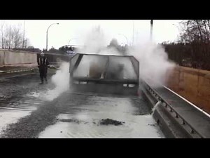Bridge deck removal / hydrodemolition