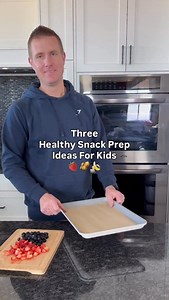 HEALTHY SNACK PREP 🍓🥜🍌 Yogurt Berry Bark ✨2 cups plain Greek yogurt ✨1 tbsp raw honey (optional) ✨Berries (fresh or frozen) Combine Greek yogurt and honey, then spread across a parchment-lined pan. Top with your favorite berries. Freeze for 2-3 hours, then break into chunks. Chocolate Chip Protein Bars ✨3/4 cup oat flour ✨1/2 cup peanut butter ✨1/4 cup maple syrup ✨2 scoops protein powder ✨1/2 tsp salt ✨1/2 cup dark chocolate chips Combine all ingredients in a bowl and mix. Press this into a 