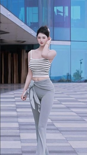 Beautiful Chinese Girl | China Street Fashion Outfits Style #shorts #fashion #outfit #tiktok #douyin