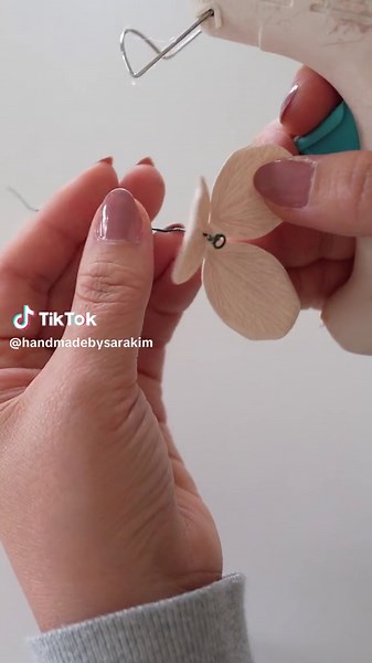 DIY Paper Orchids for Mother’s Day | Step-by-Step Tutorial